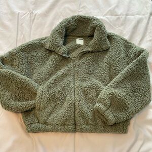 Cropped Fleece by SO in Junior’s size Small